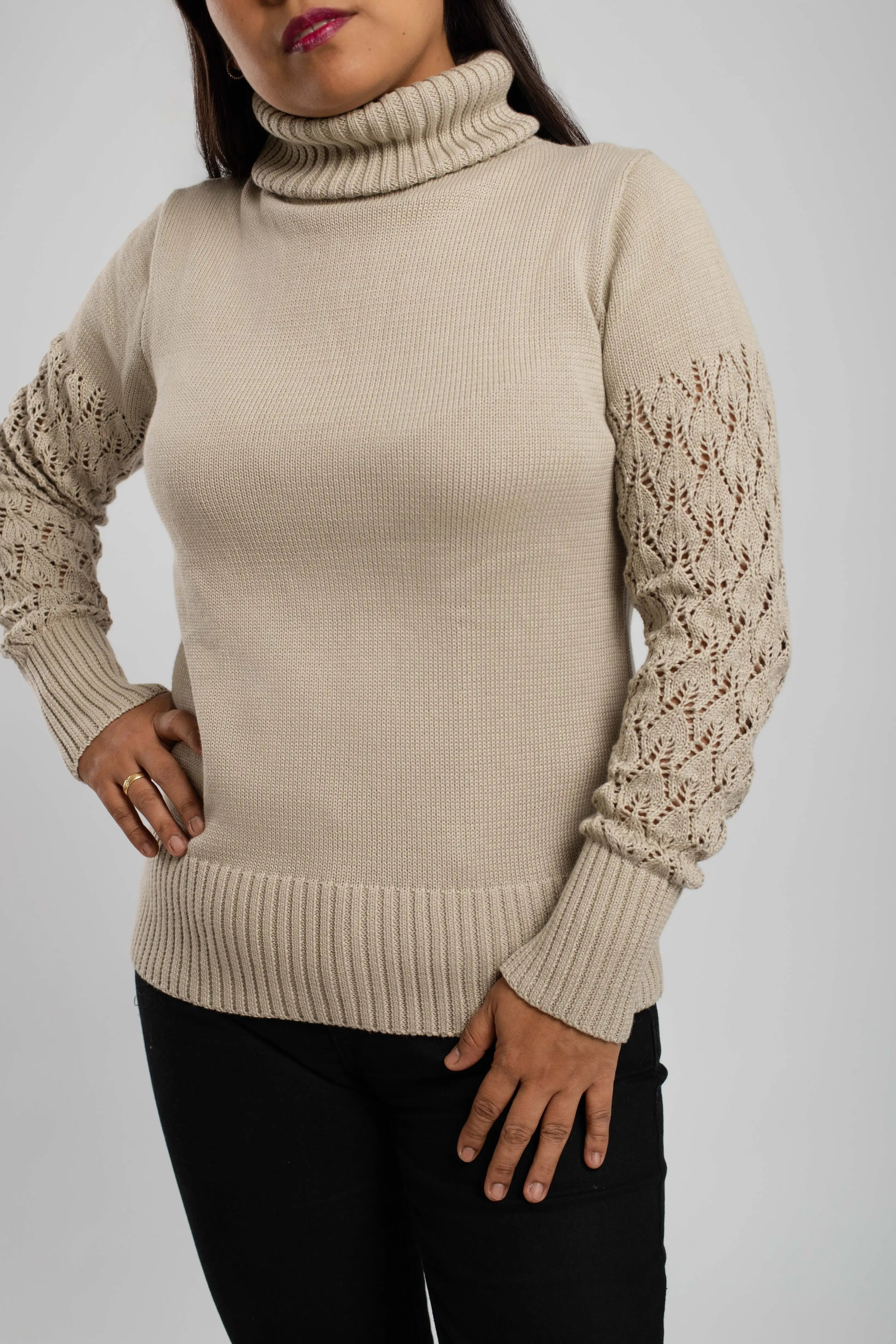 Chompa de tejido color beige